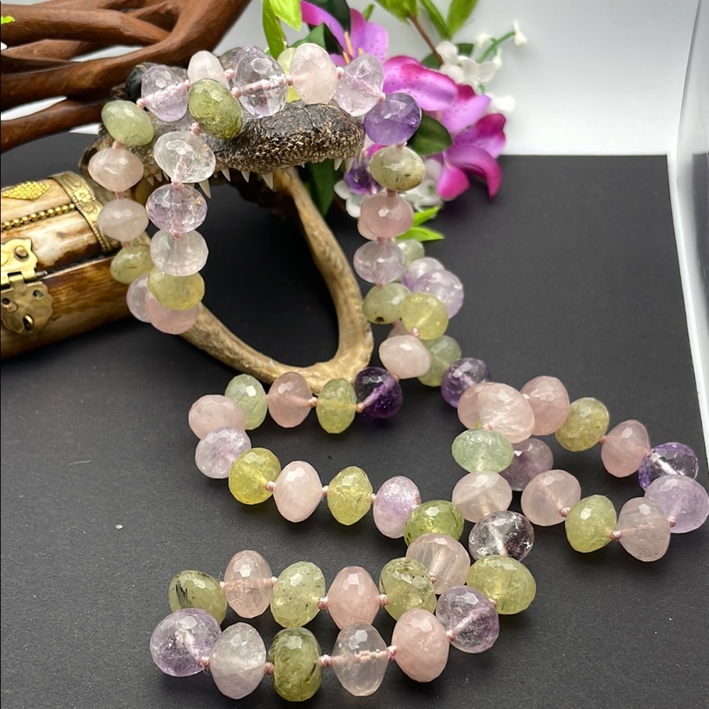 Natural semi-precious stone necklace A16